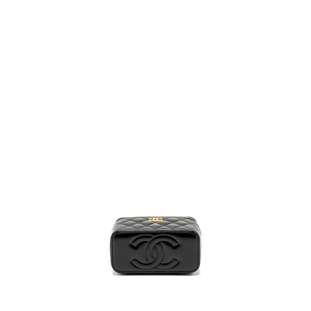CHANEL 23C LONG VANITY WITH CHAIN SHINY LAMBSKIN BLACK GHW (MICROCHIP)