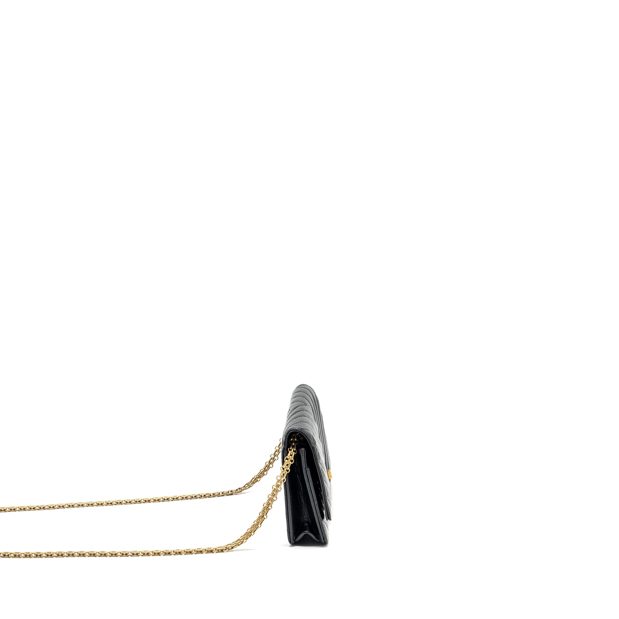 CHANEL CHEVRON 2.55 REISSUE WALLET ON CHAIN AGED CALFSKIN BLACK GHW (MICROCHIP)