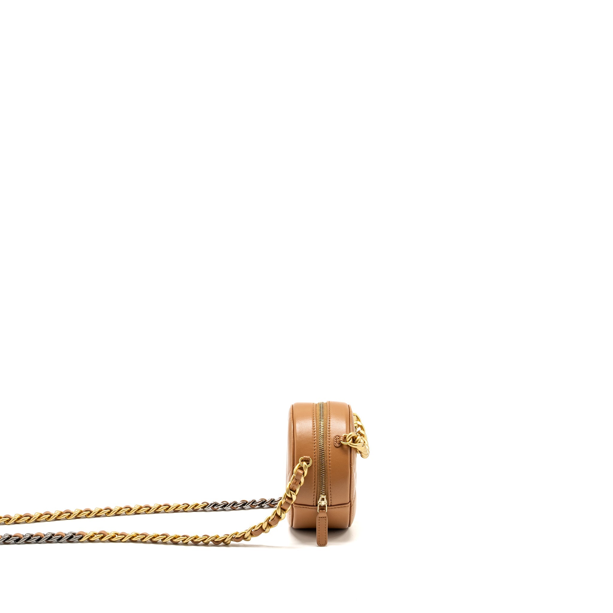 CHANEL 19 ROUND CLUTCH WITH CHAIN LAMBSKIN CARAMEL MULTICOLOUR HARDWARE (MICROCHIP)