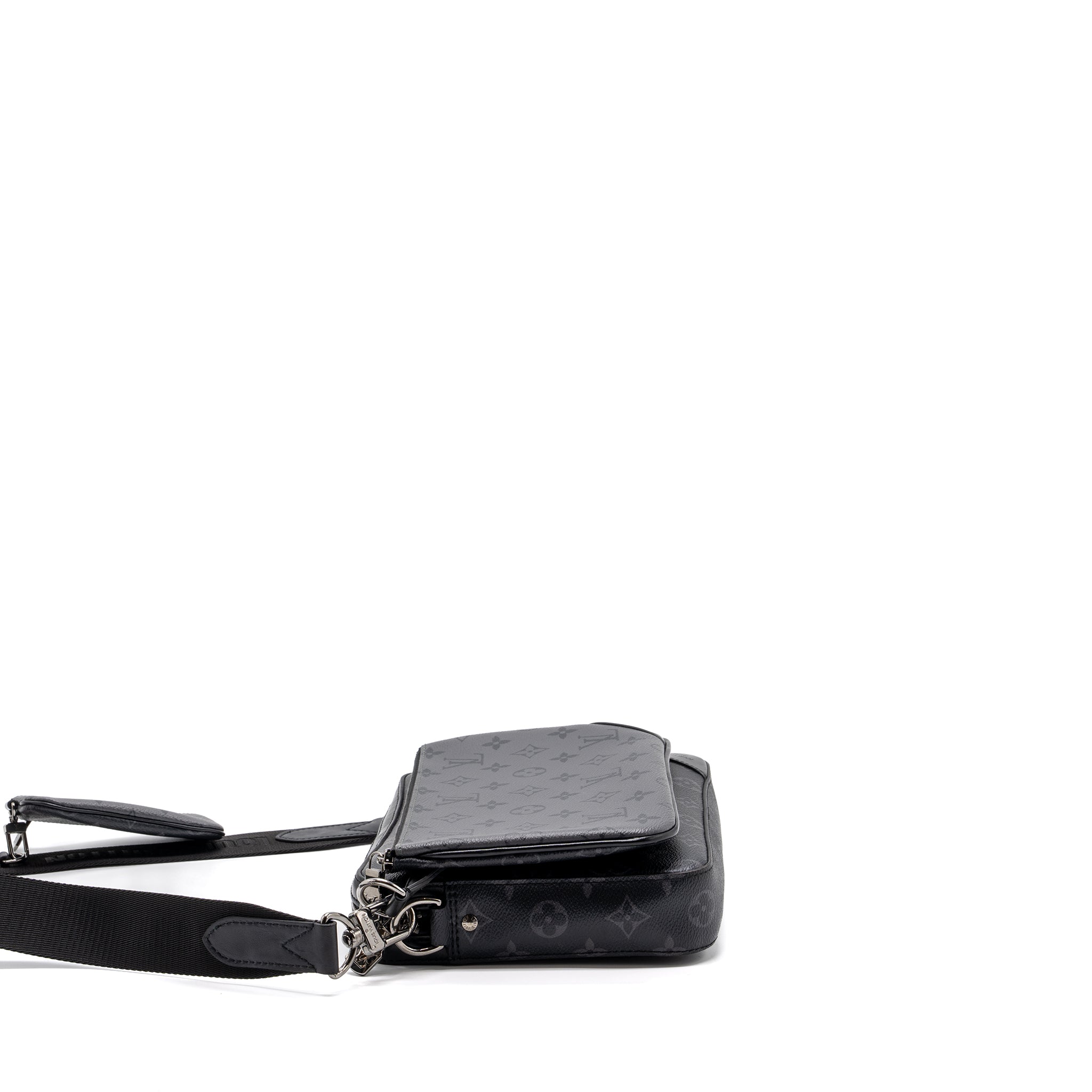 LOUIS VUITTON TRIO MESSENGER BAG MONOGRAM ECLIPSE SHW