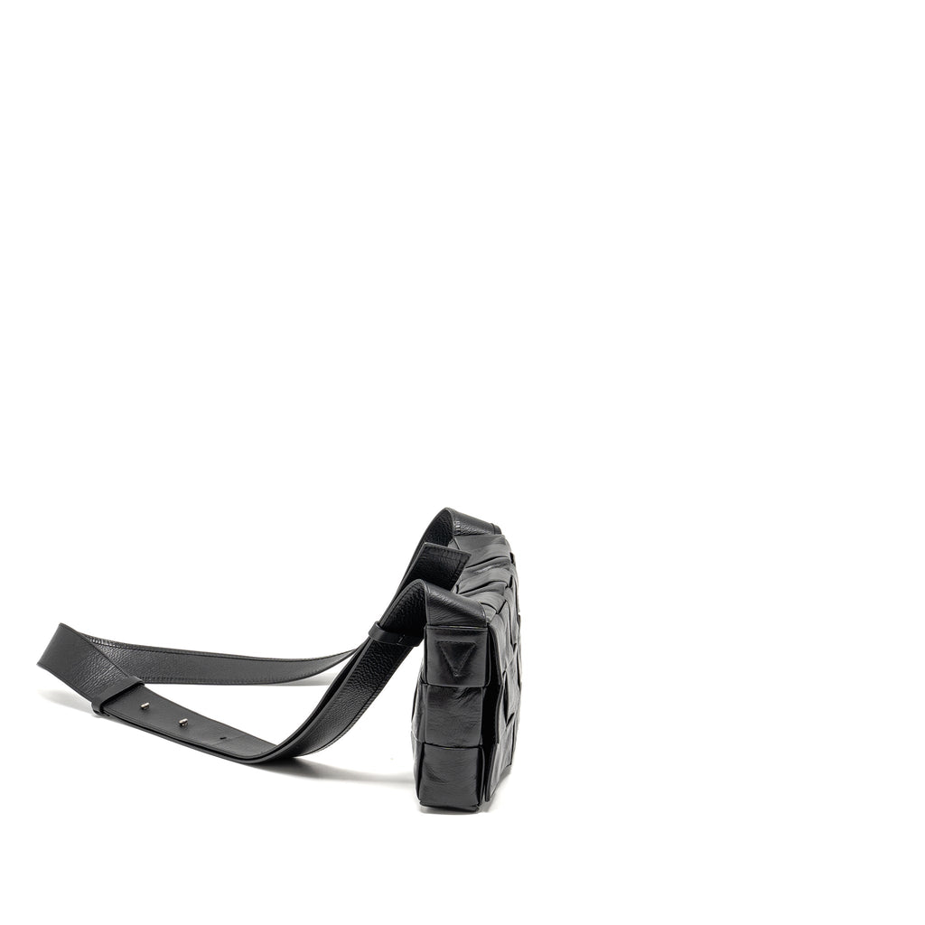 BOTTEGA VENETA CASSETTE BAG AGED CALFSKIN BLACK SHW
