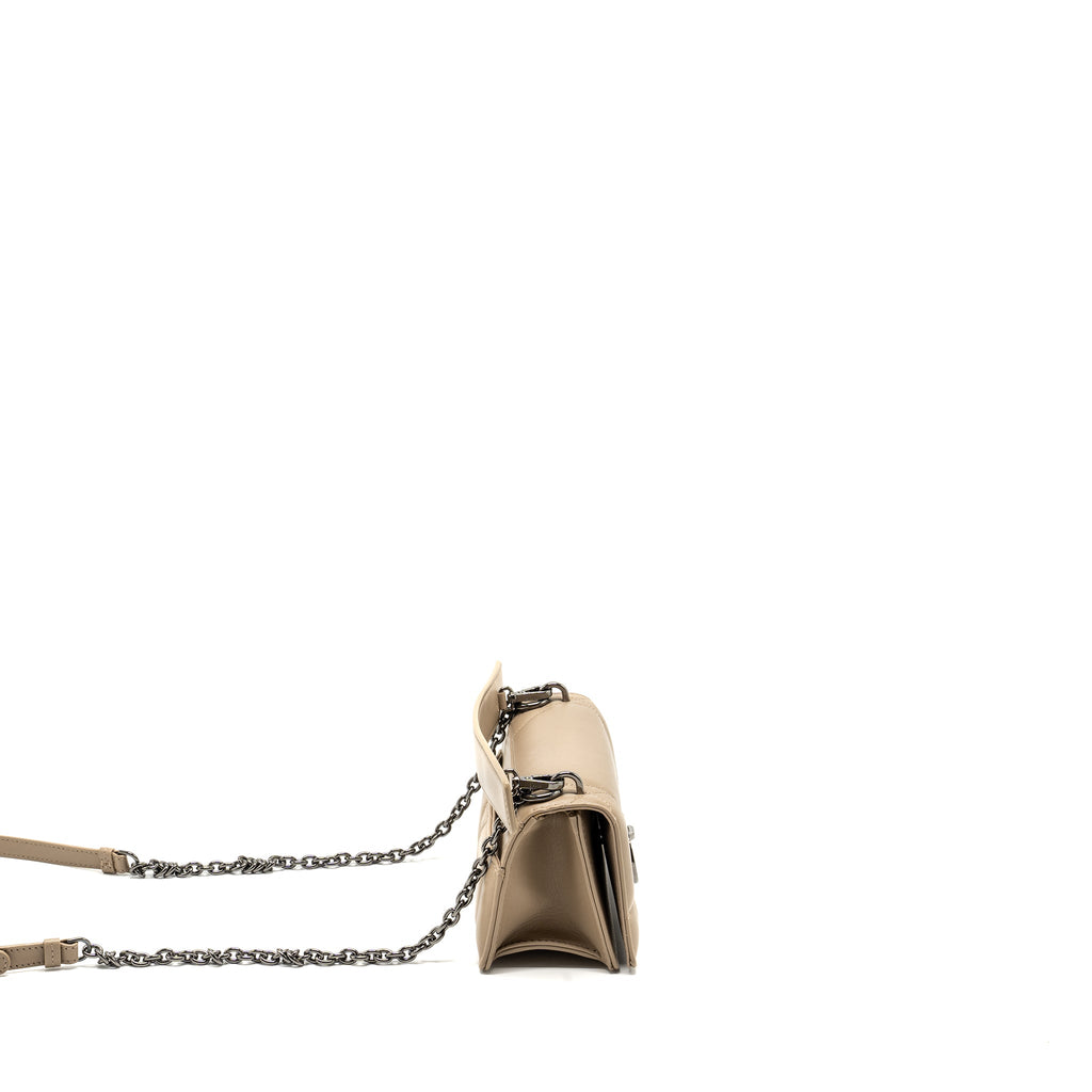 DIOR 30 MONTAIGNE POUCH WITH SHOULDER STRAP LAMBSKIN BEIGE BLACK HARDWARE