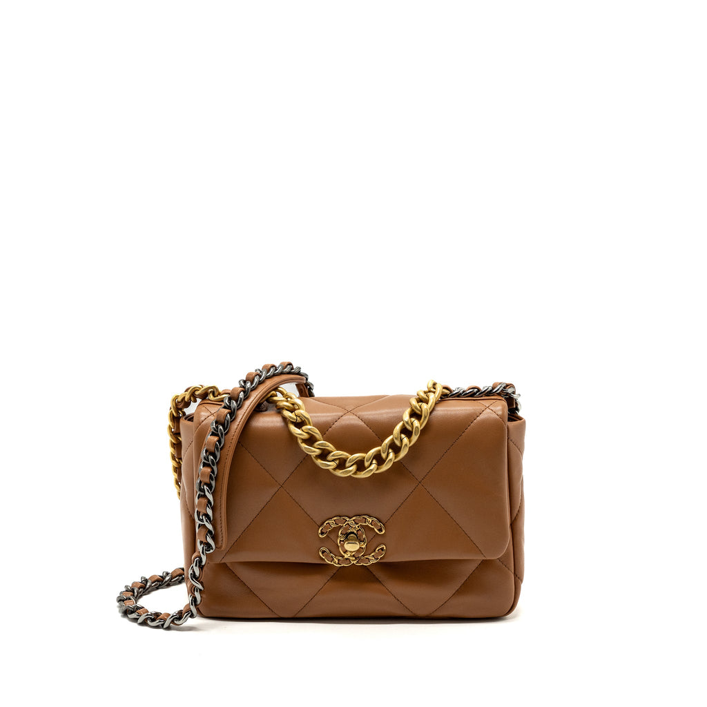 CHANEL SMALL 19 BAG LAMBSKIN CARAMEL MULTICOLOUR HARDWARE (MICROCHIP)