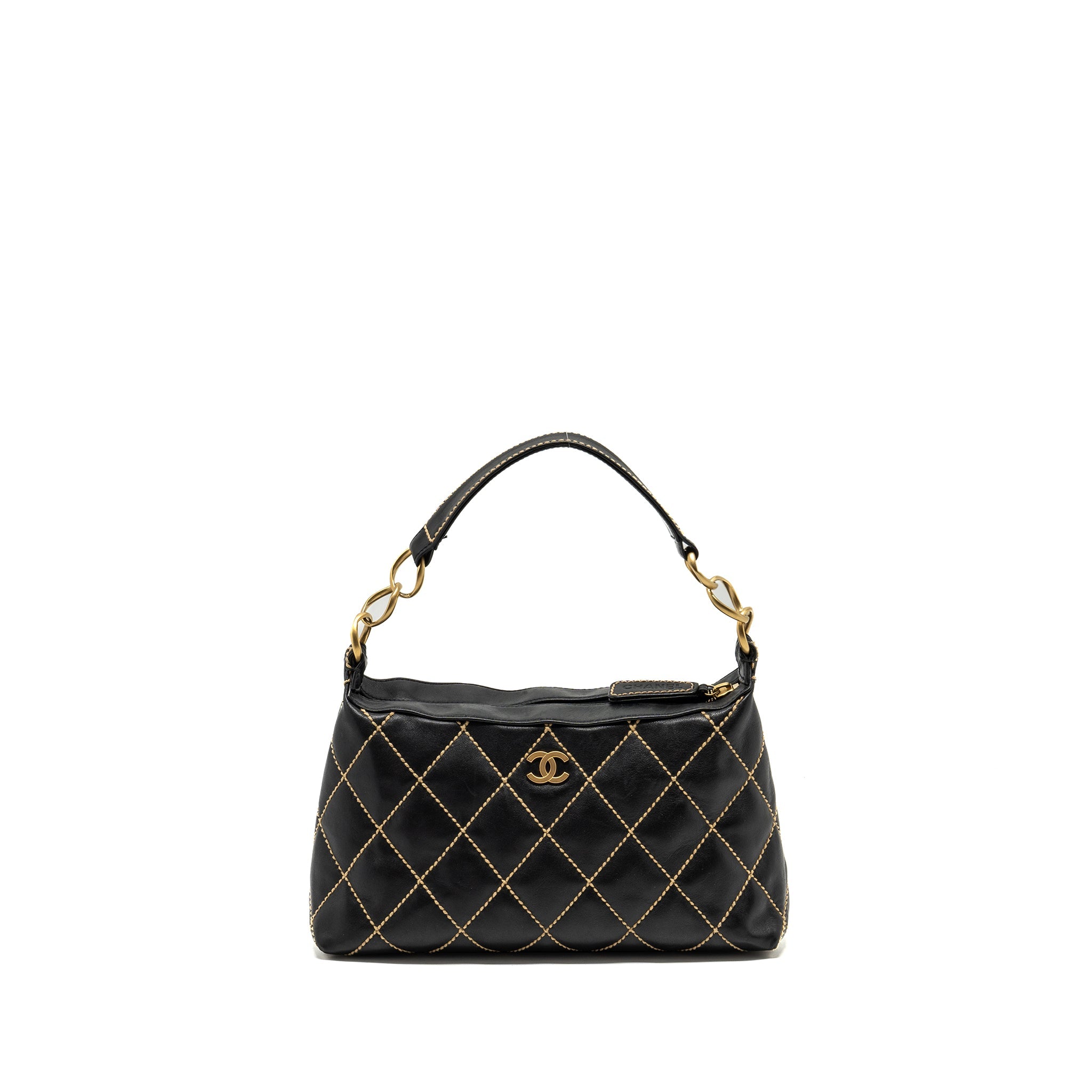 CHANEL VINTAGE QUILTED ZIP SHOULDER BAG CALFSKIN BLACK GHW