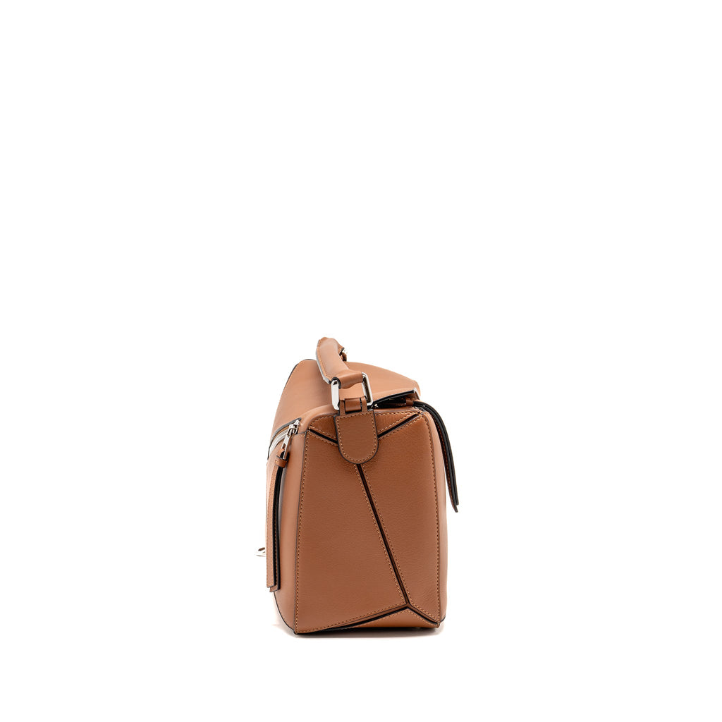 LOEWE MEDIUM PUZZLE BAG CALFSKIN TAN SHW
