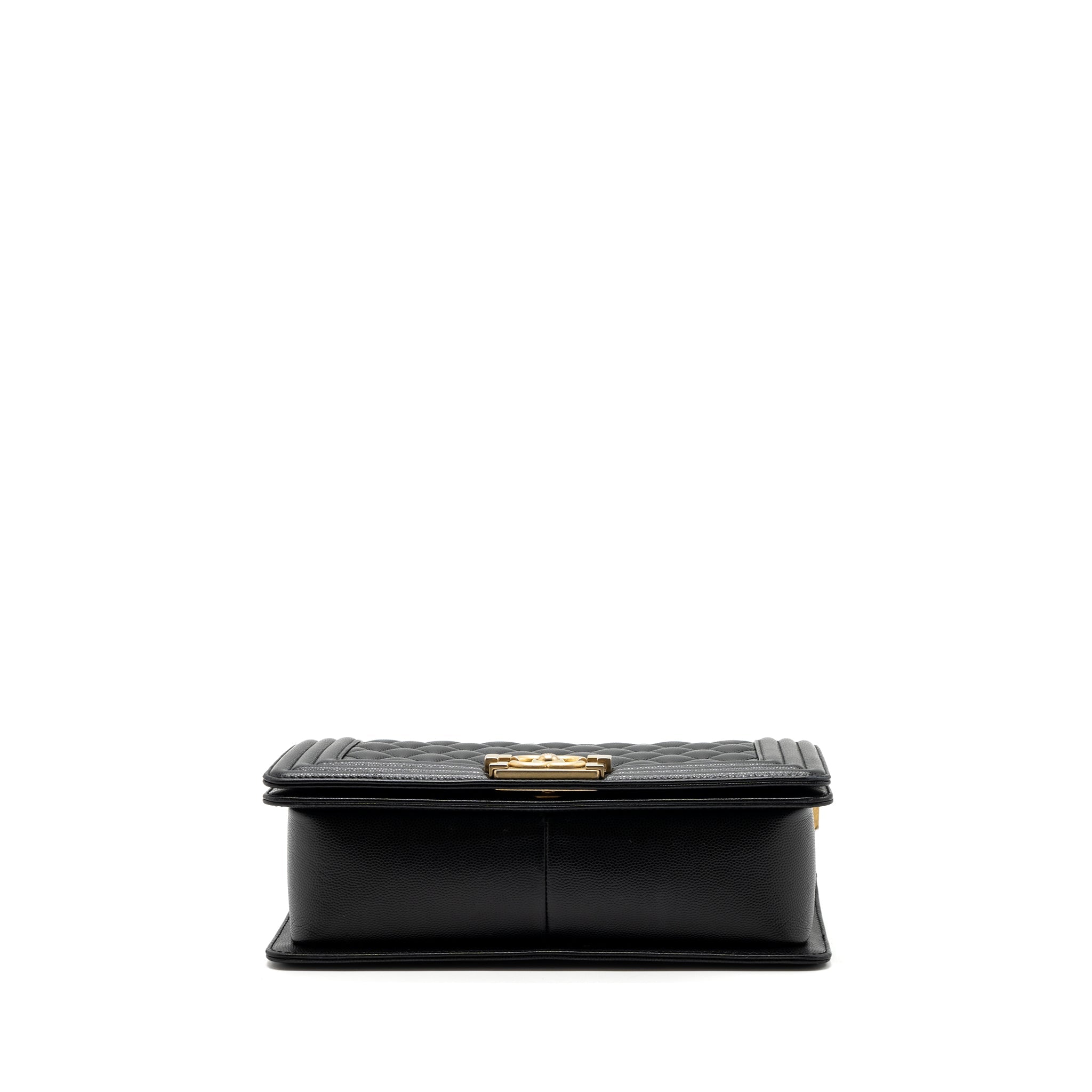 CHANEL MEDIUM CLASSIC BOY BAG CAVIAR BLACK GHW (MICROCHIP)