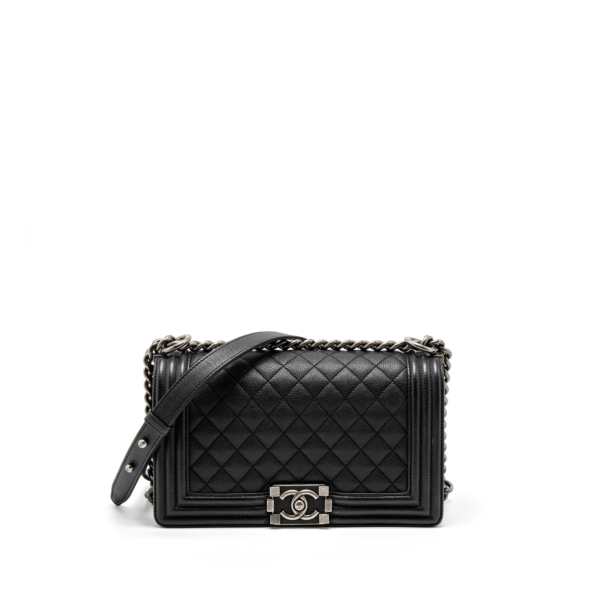 CHANEL MEDIUM BOY BAG GRAINED CALFSKIN BLACK RUTHENIUM HARDWARE