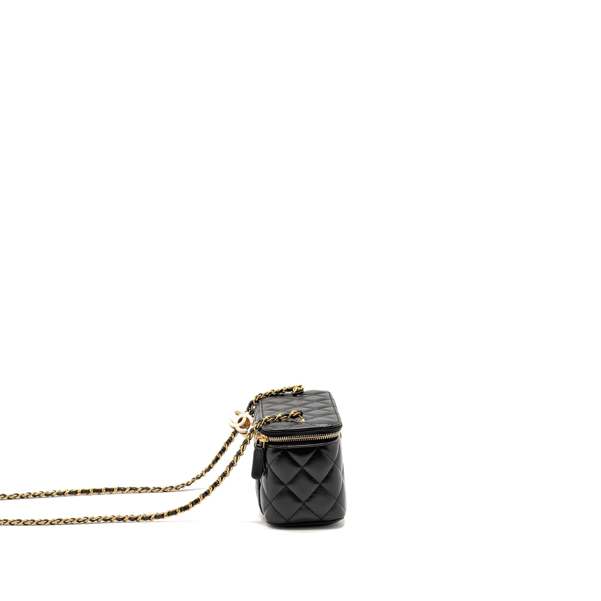 CHANEL 24A LONG VANITY CASE WITH CC LOGO ADJUSTABLE CHAIN LAMBSKIN BLACK GHW(MICROCHIP)