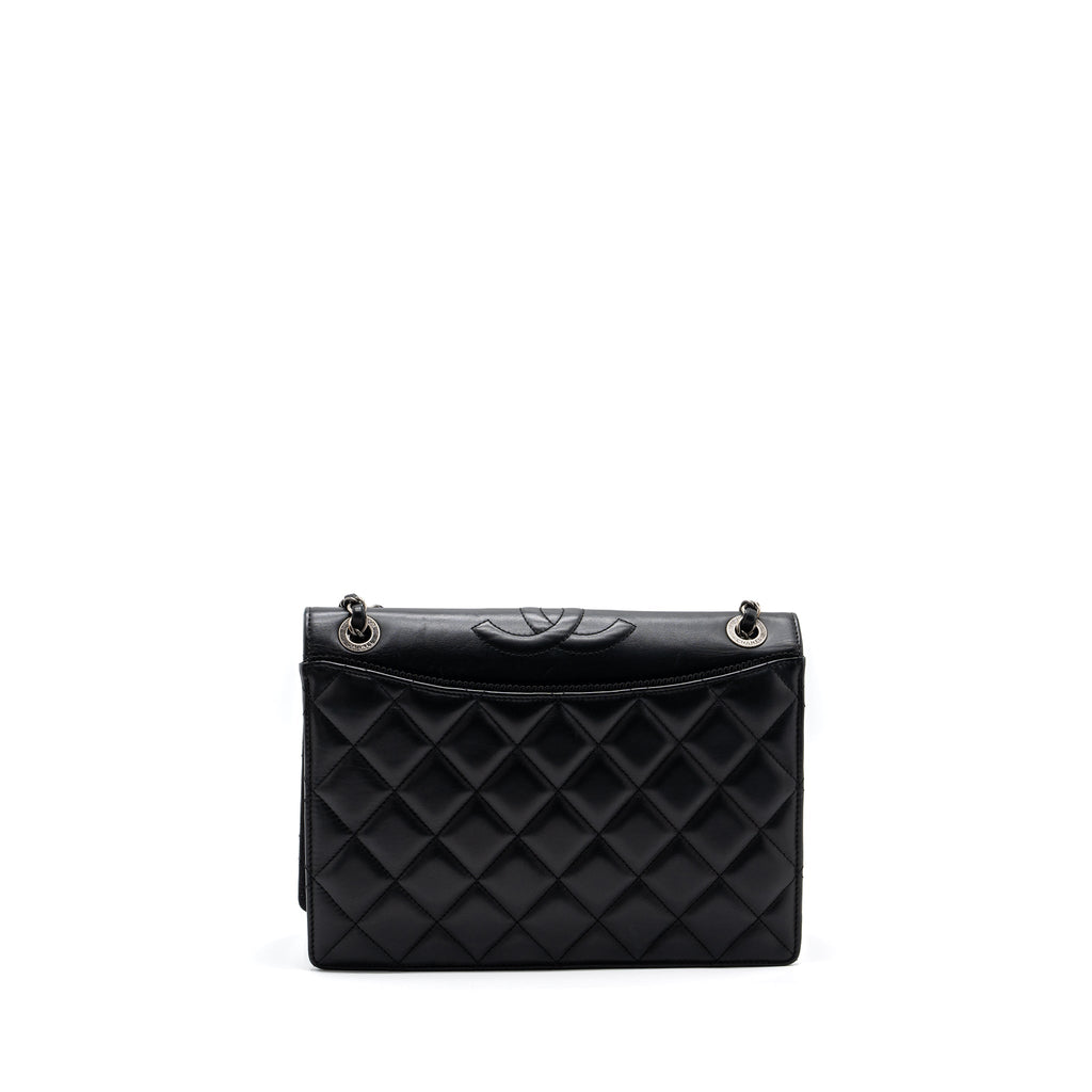CHANEL QUILTED FLAP BAG CALFSKIN BLACK RUTHENIUM HARDWARE