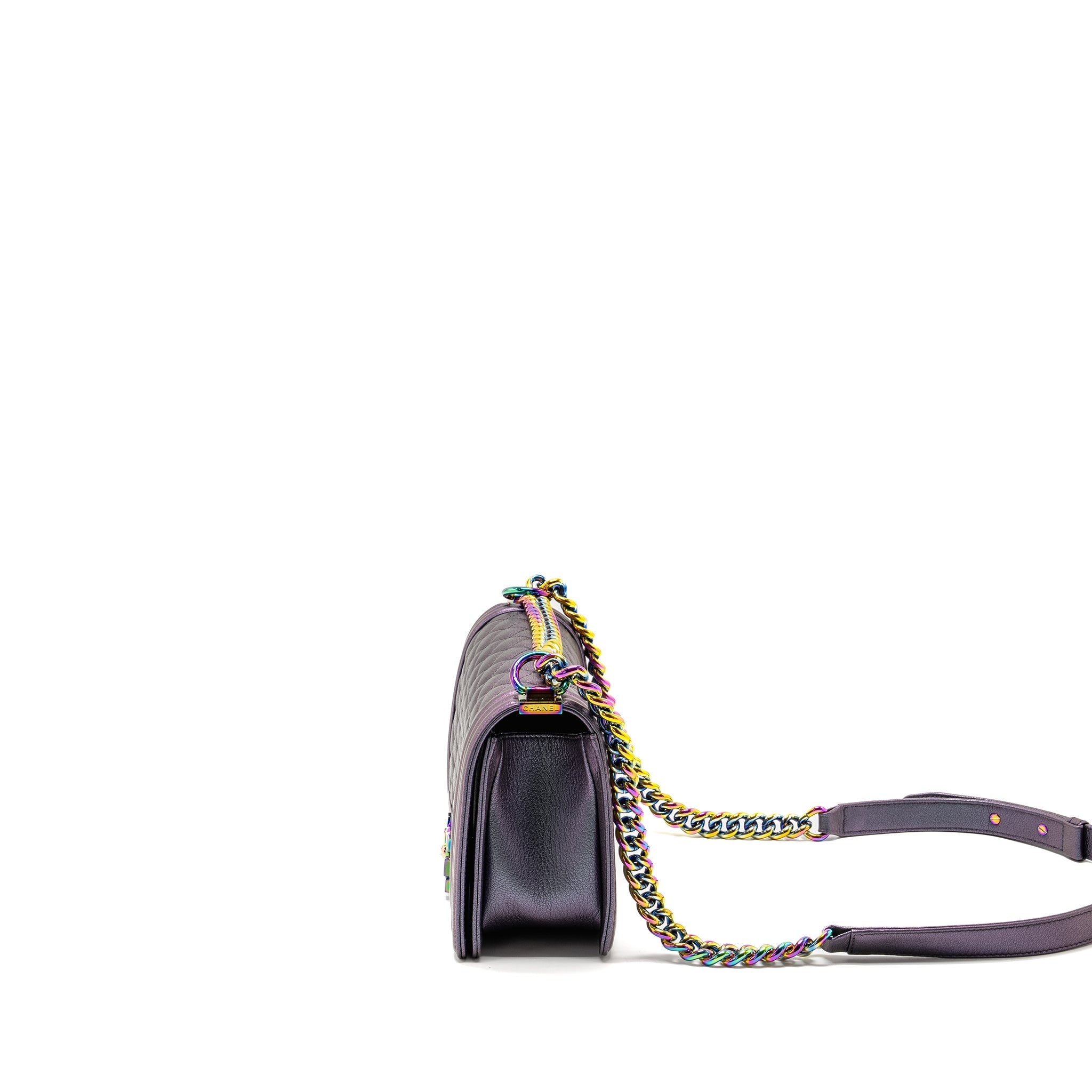 CHANEL MEDIUM BOY BAG GOATSKIN IRIDESCENT PURPLE MULTICOLOUR HARDWARE