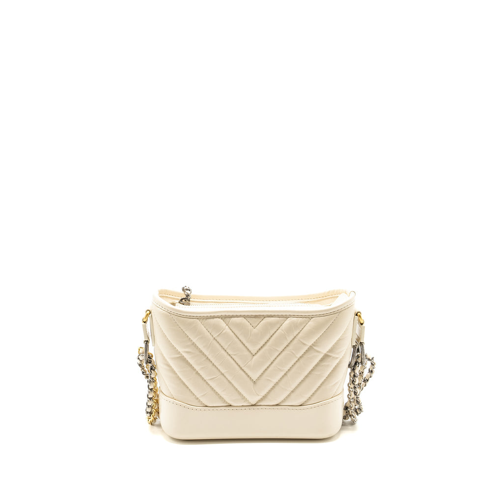 CHANEL SMALL CHEVRON GABRIELLE HOBO BAG CALFSKIN WHITE MULTICOLOUR HARDWARE