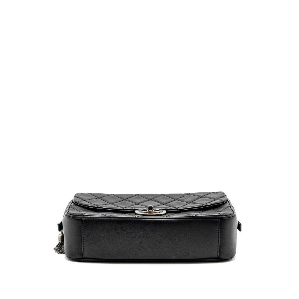 CHANEL PARIS-EDINBURGH COCO SPORRAN FLAP BAG CALFSKIN BLACK RUTHENIUM HARDWARE