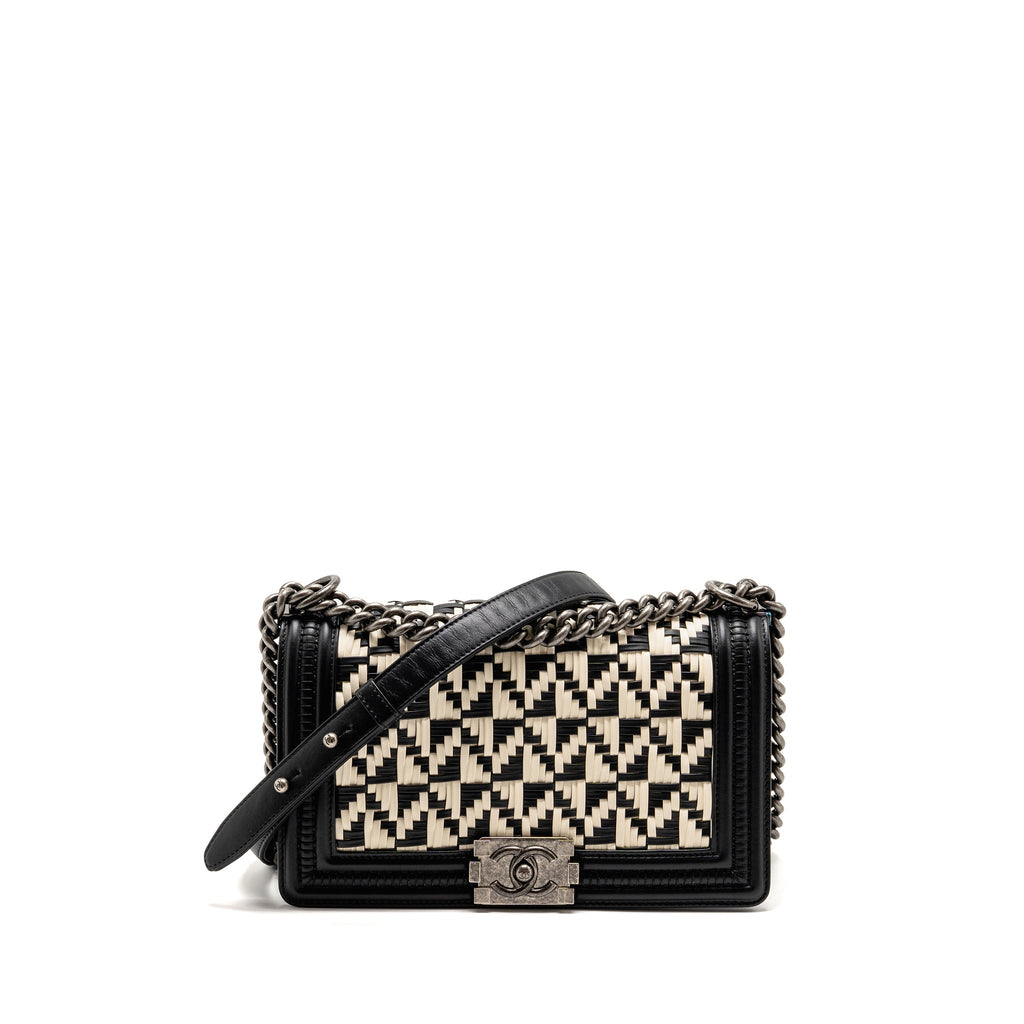 CHANEL MEDIUM BOY BAG WOVEN BLACK/WHITE RUTHENIUM HARDWARE