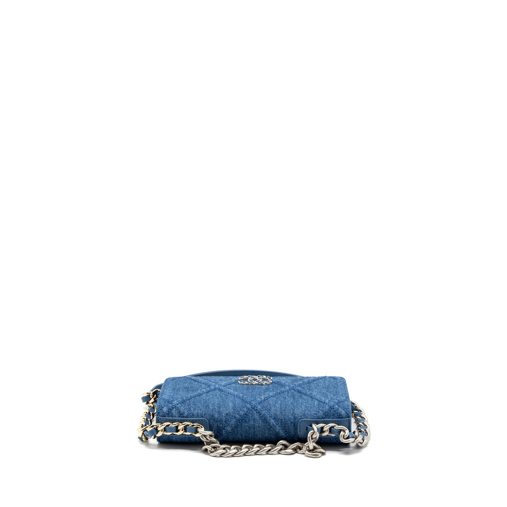 CHANEL 19 WALLET ON CHAIN DENIM BLUE MULTICOLOR HARDWARE (MICROCHIP)