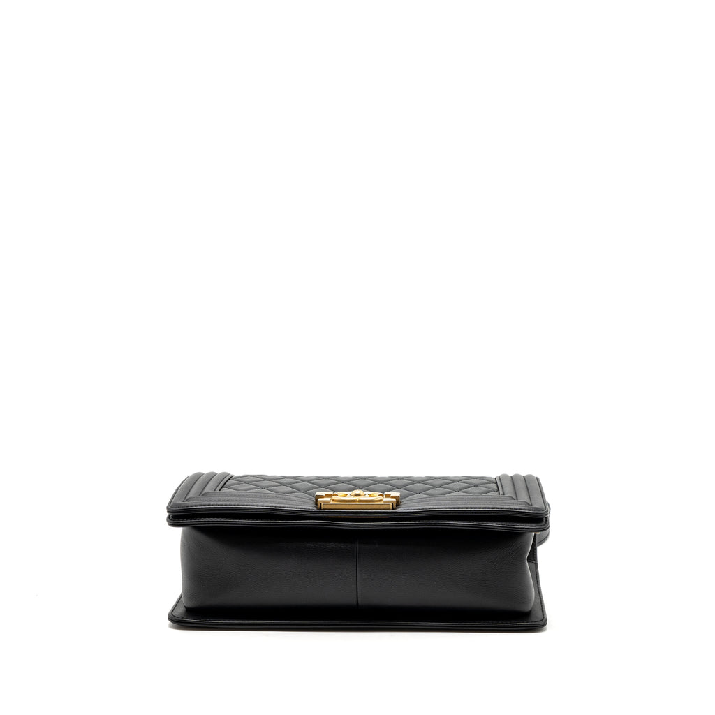 CHANEL MEDIUM BOY BAG CALFSKIN BLACK GHW