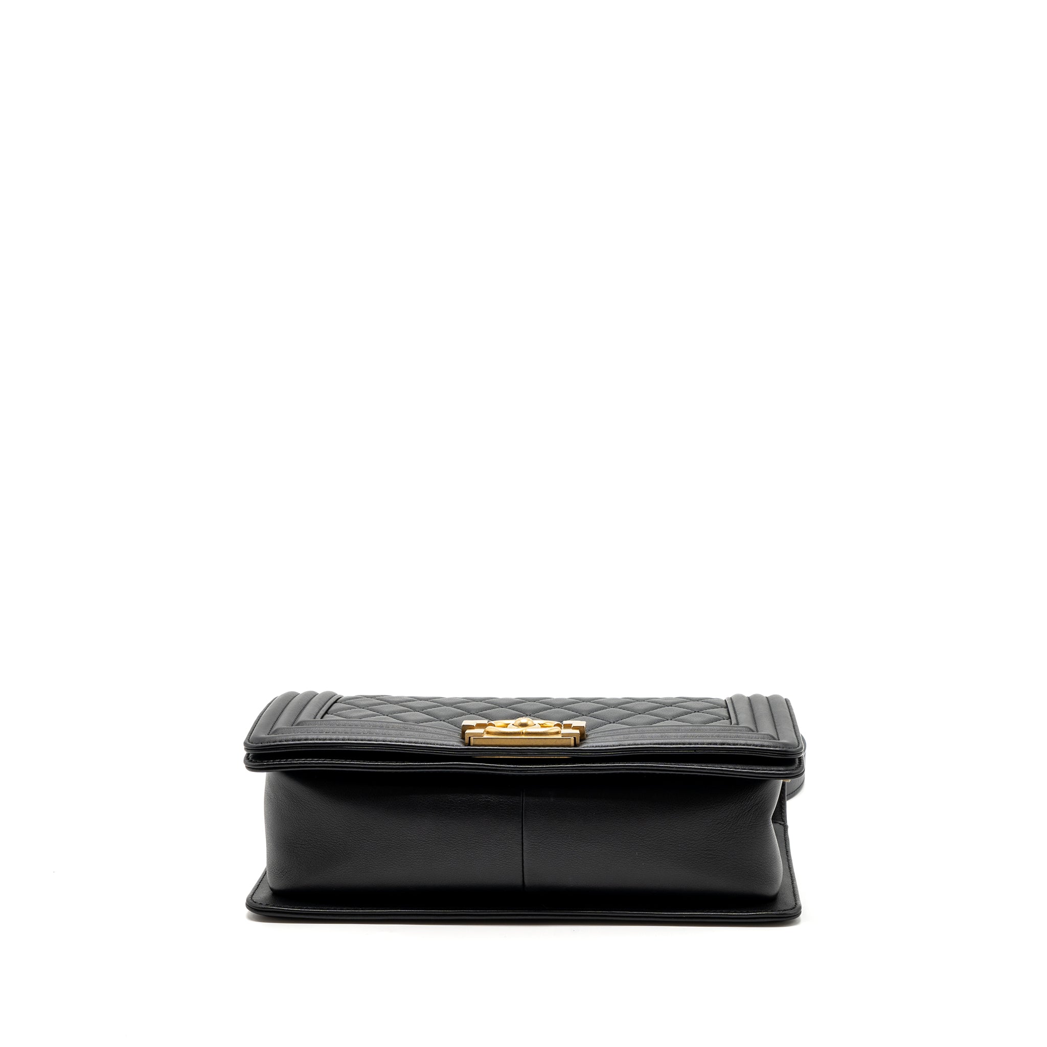 CHANEL MEDIUM BOY BAG CALFSKIN BLACK GHW