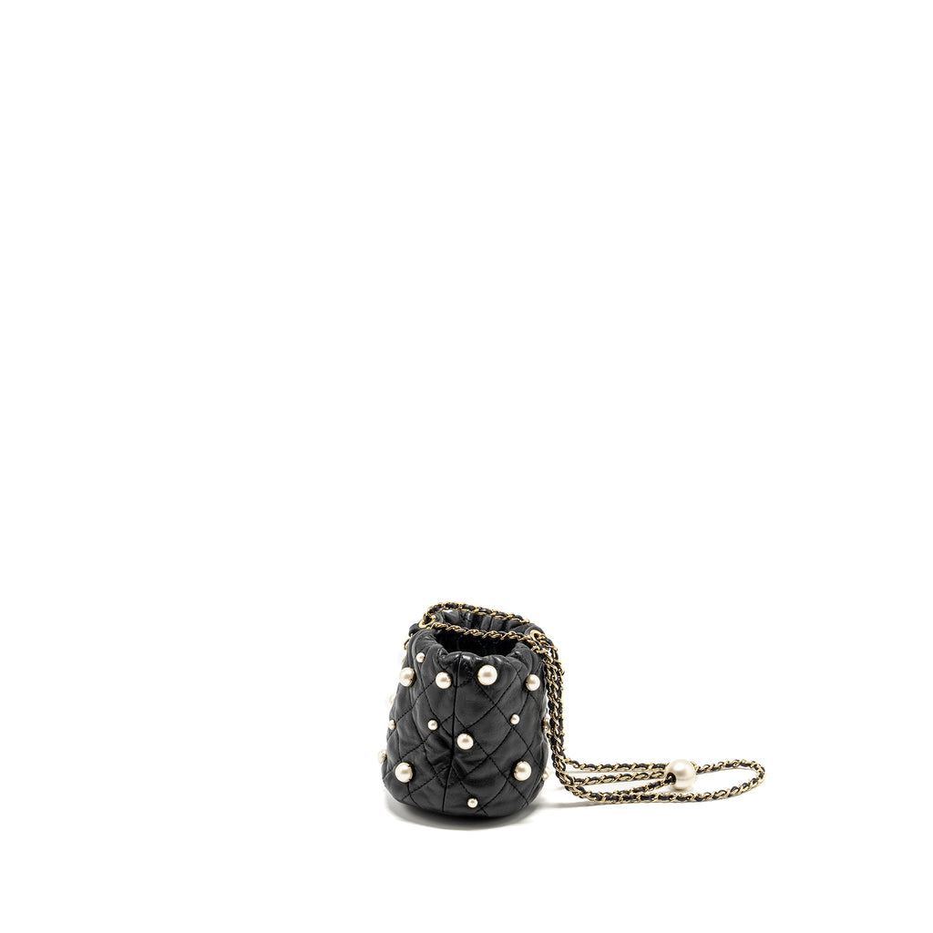 CHANEL 21S QUILTED MINI ABOUT PEARLS BUCKET BAG LAMBSKIN BLACK LGHW