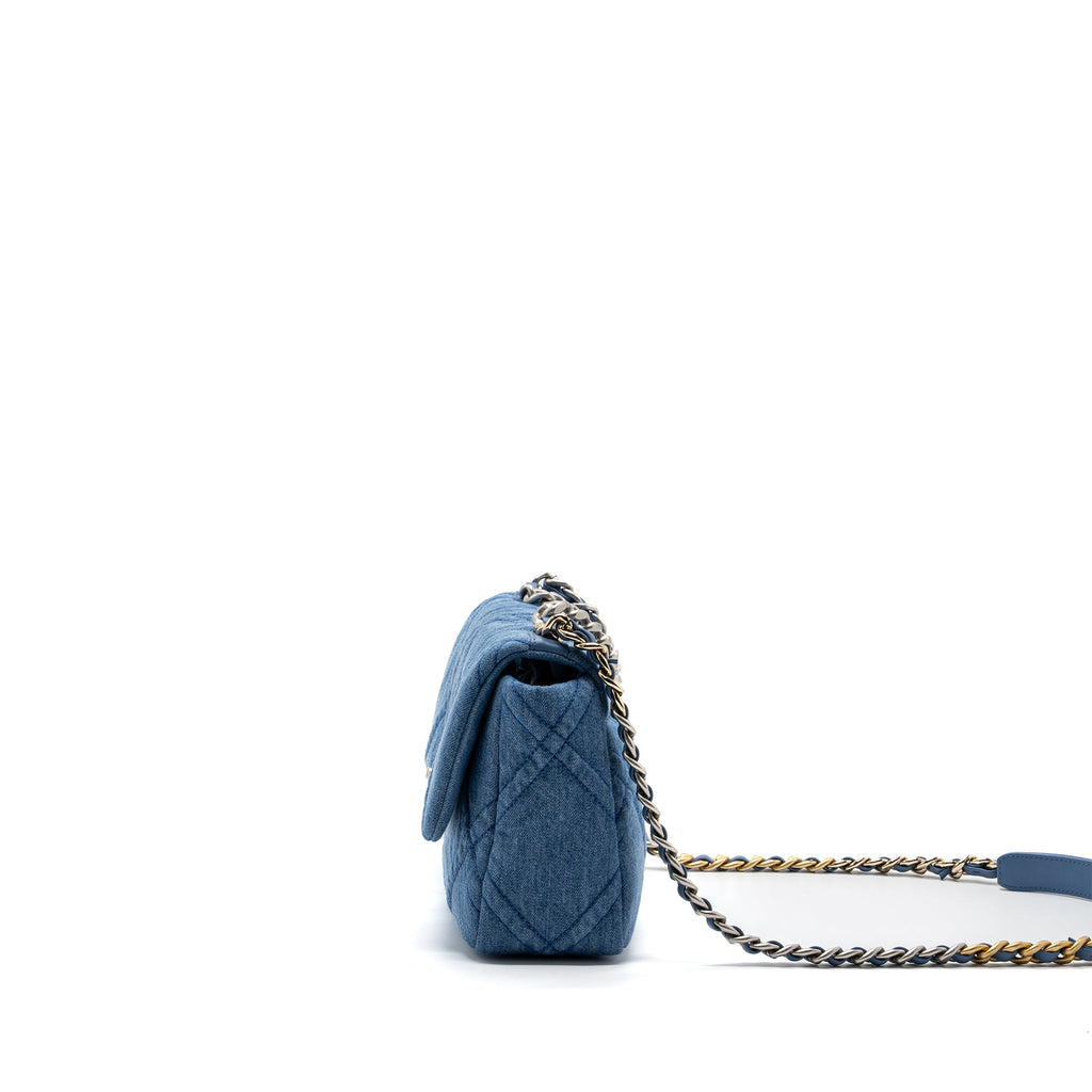 CHANEL SMALL 19 BAG BLUE DENIM MULTICOLOUR HARDWARE (MICROCHIP)