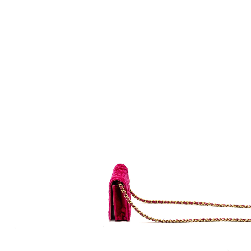 CHANEL 21A MINI CAMELIA FLAP BAG VELVET FUSHIA GHW