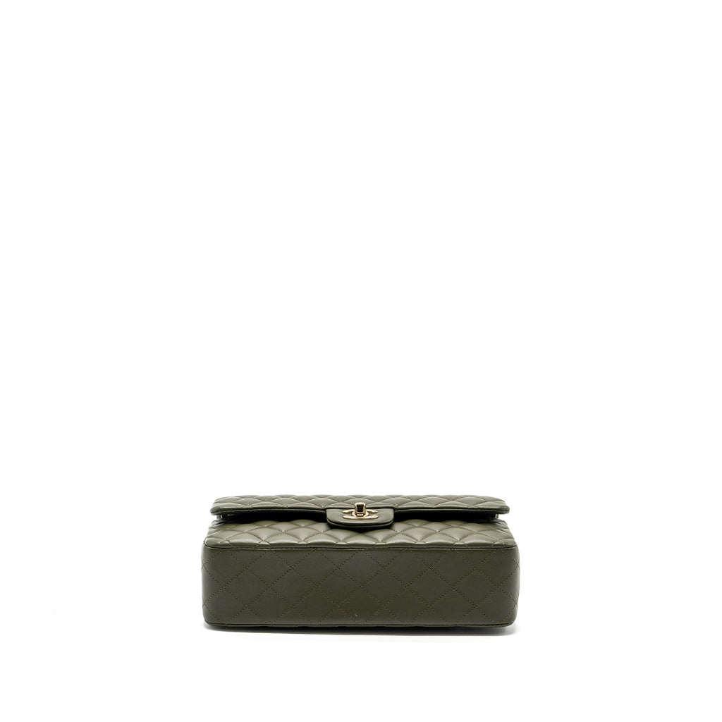 CHANEL 22K MEDIUM CLASSIC DOUBLE FLAP BAG LAMBSKIN OLIVE GREEN LGHW(MICROCHIP)