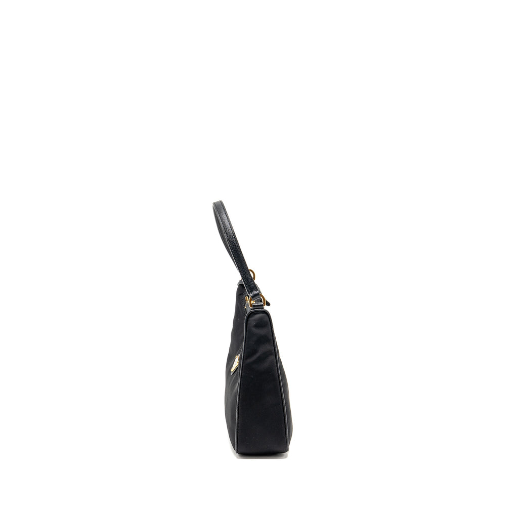 PRADA REEDITION 2005 NYLON BAG BLACK GHW