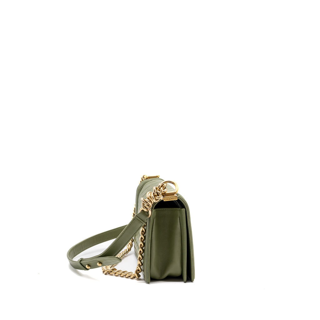 CHANEL MEDIUM BOY BAG LAMBSKIN GREEN GHW