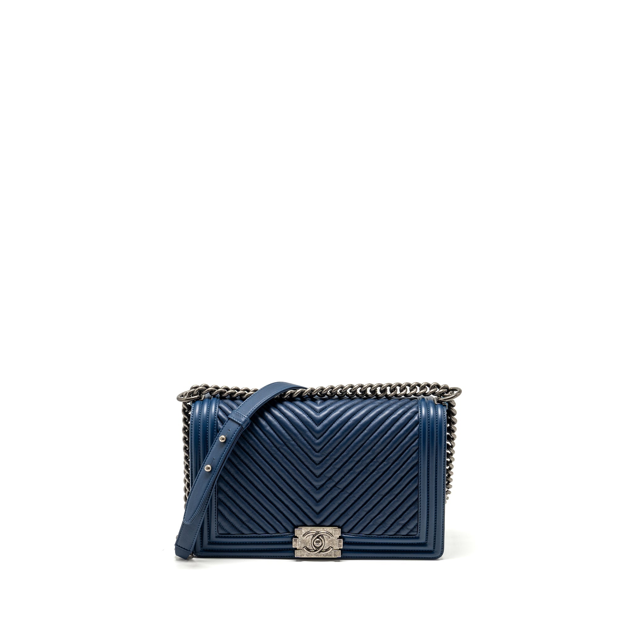 CHANEL NEW MEDIUM BOY BAG CHEVRON LAMBSKIN BLUE RUTHENIUM SHW