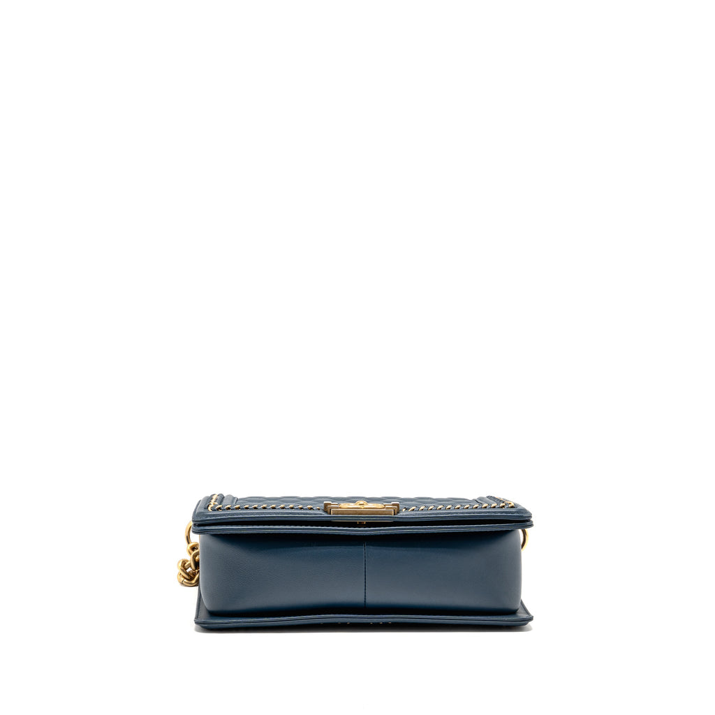 CHANEL TOP HANDLE BOY BAG CALFSKIN BLUE GHW