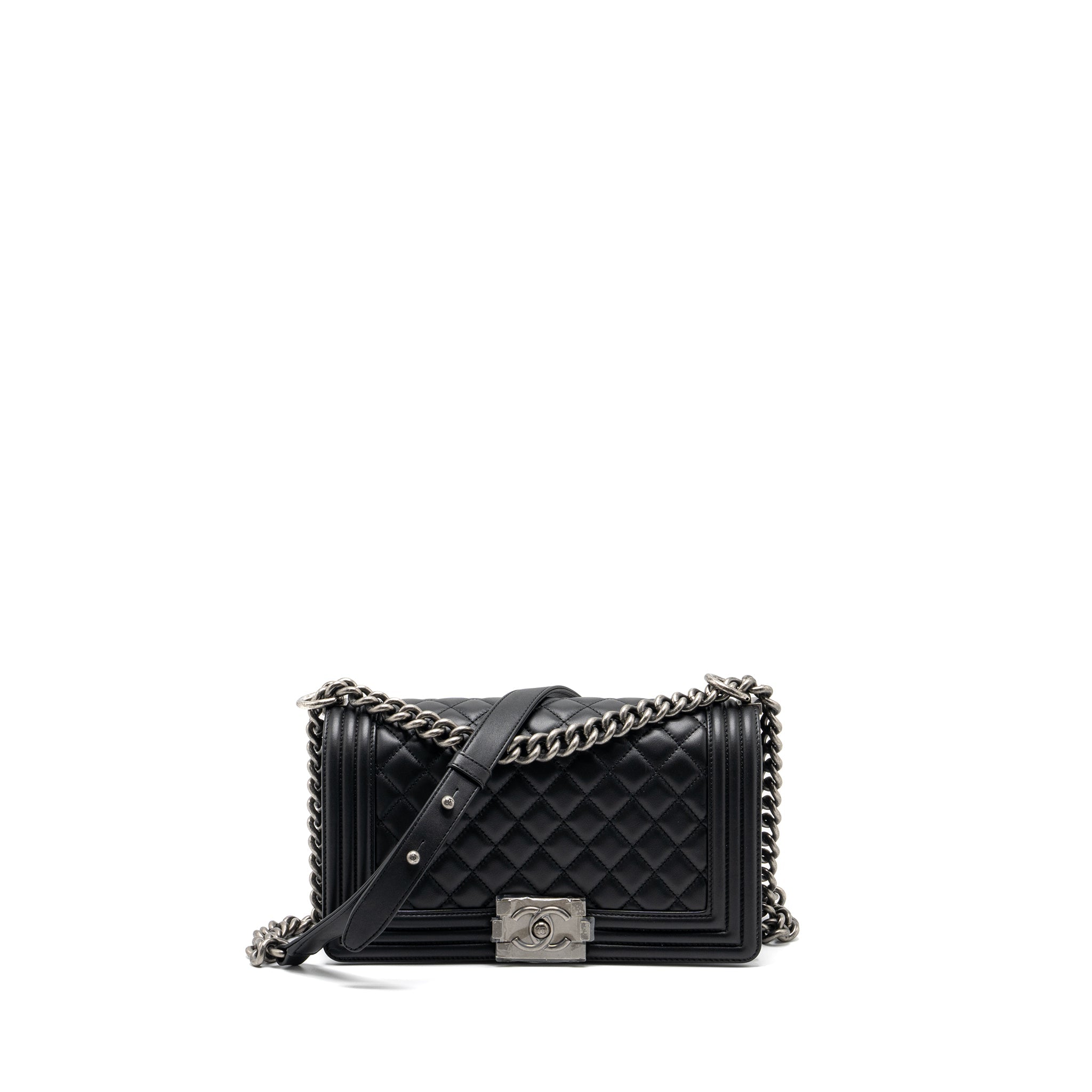 CHANEL MEDIUM BOY BAG CALFSKIN BLACK RUTHENIUM HARDWARE