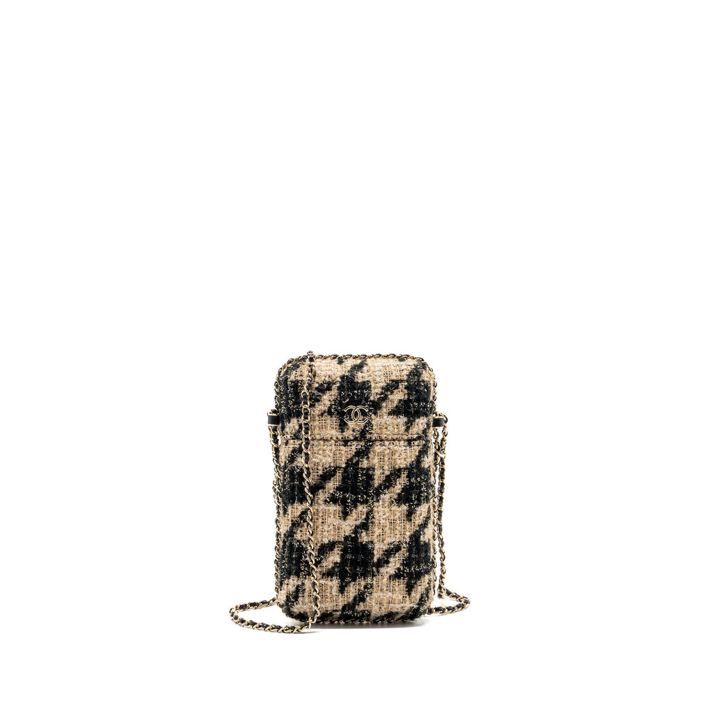 CHANEL VERTICAL PHONE CASE TWEED MULTICOLOR BLACK / LIGHT BROWN LGHW