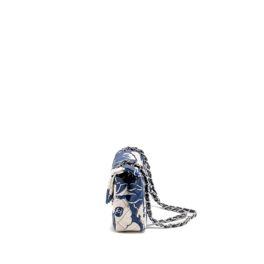 CHANEL MEDIUM LIMITED EDITION FLORA PRINTED CLASSIC FLAP BAG SILK BLUE/WHITE SHW (MICROCHIP)