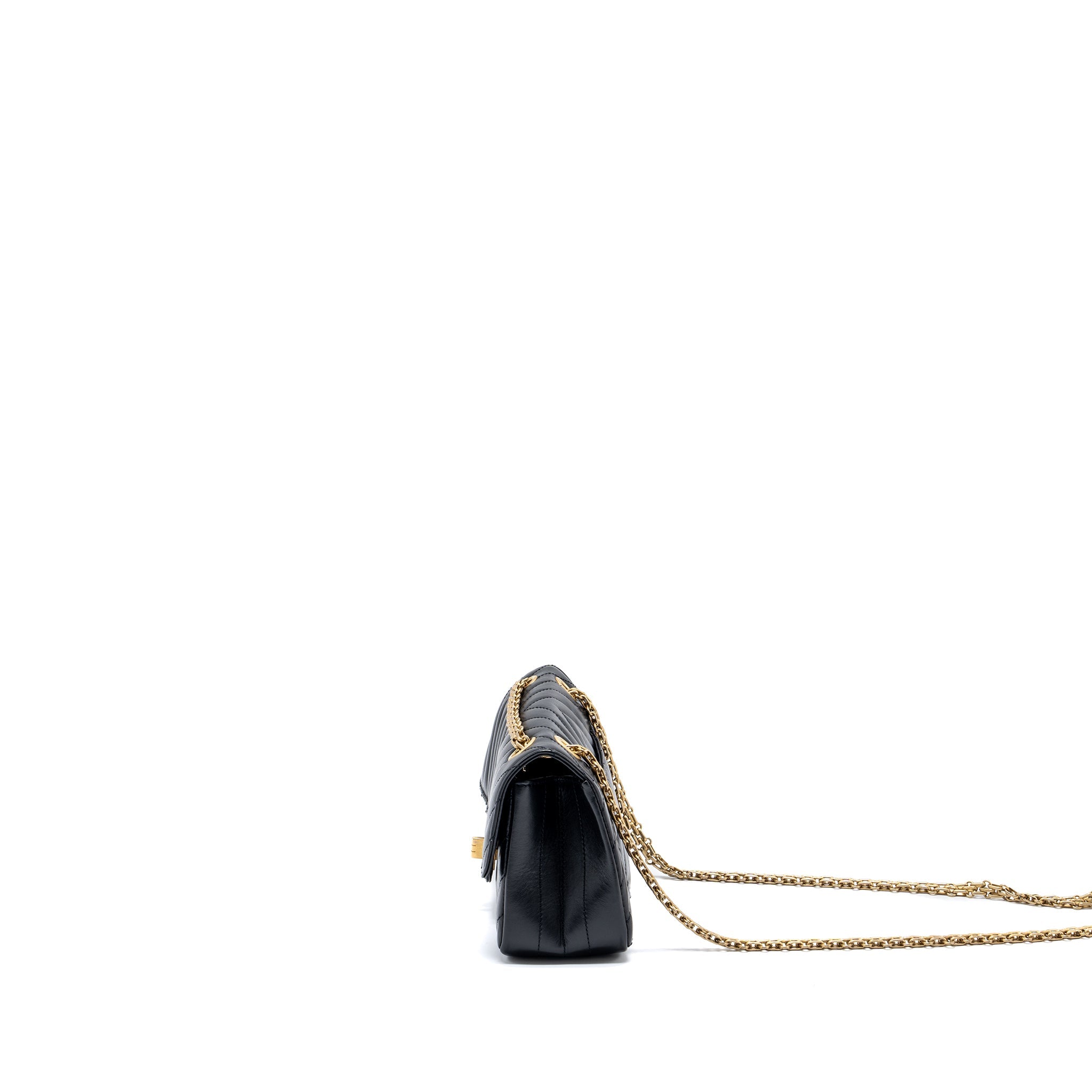 CHANEL MINI 2.55 REISSUE FLAP BAG CHEVRON AGED CALFSKIN BLACK GHW (MICROCHIP)