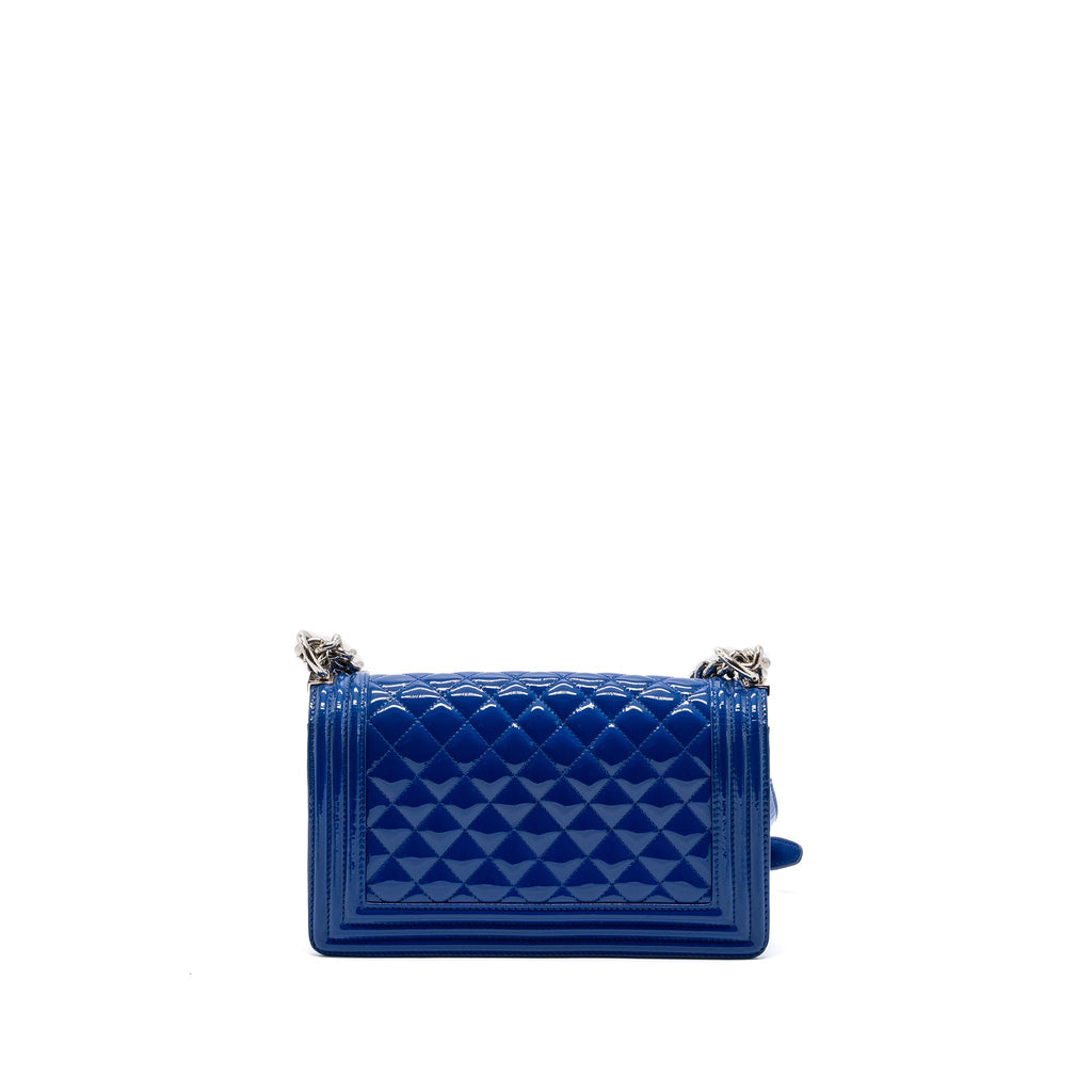 CHANEL MEDIUM BOY BAG PATENT DARK BLUE SHW