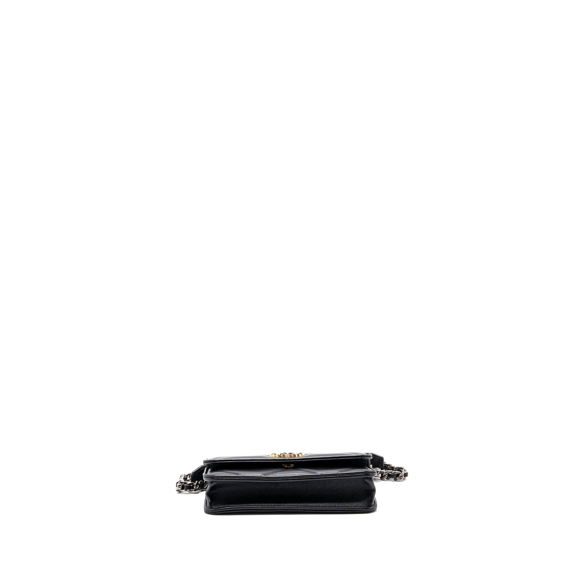 CHANEL MINI 19 WALLET ON CHAIN LAMBSKIN BLACK MULTICOLOUR HARDWARE (MICROCHIP)