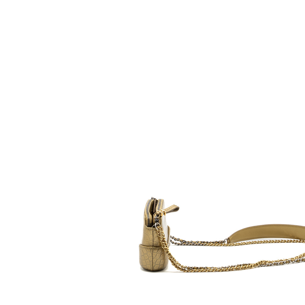 CHANEL GABRIELLE DOUBLE ZIP CLUTCH ON CHAIN CROCODILE-EMBOSSED CALFSKIN GOLD MULTICOLOUR HARDWARE