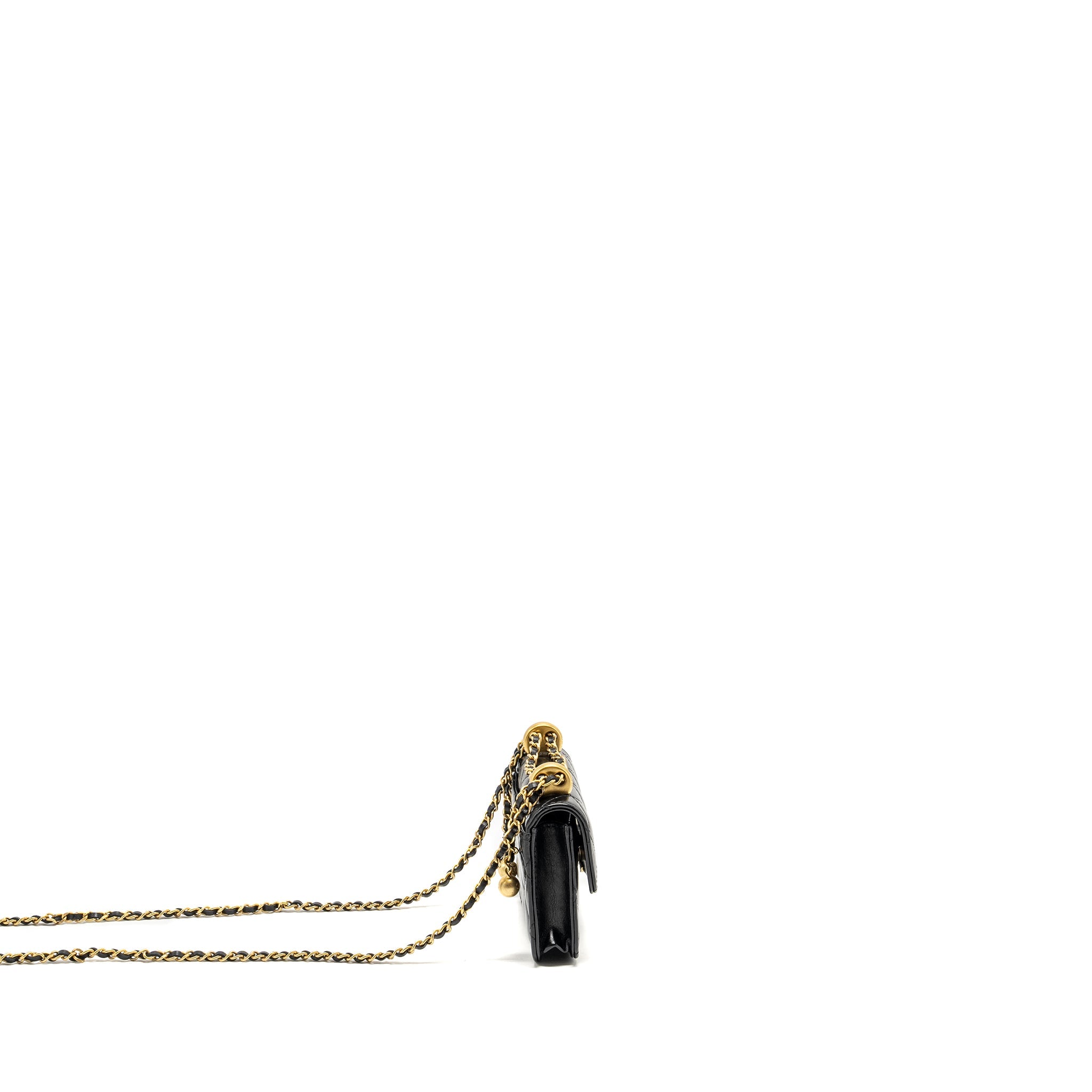 CHANEL 21A GOLD CRUSH MINI FLAP CLUTCH WITH ADJUSTABLE CHAIN CALFSKIN BLACK GHW