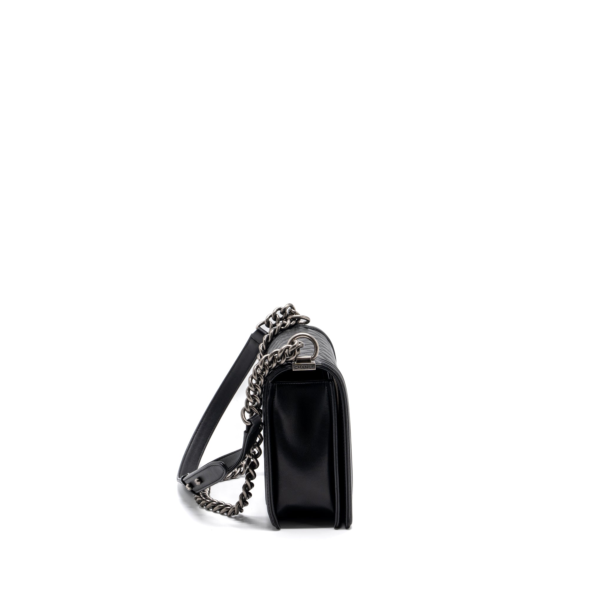 CHANEL NEW MEDIUM BOY BAG LAMBSKIN BLACK RUTHENIUM HARDWARE
