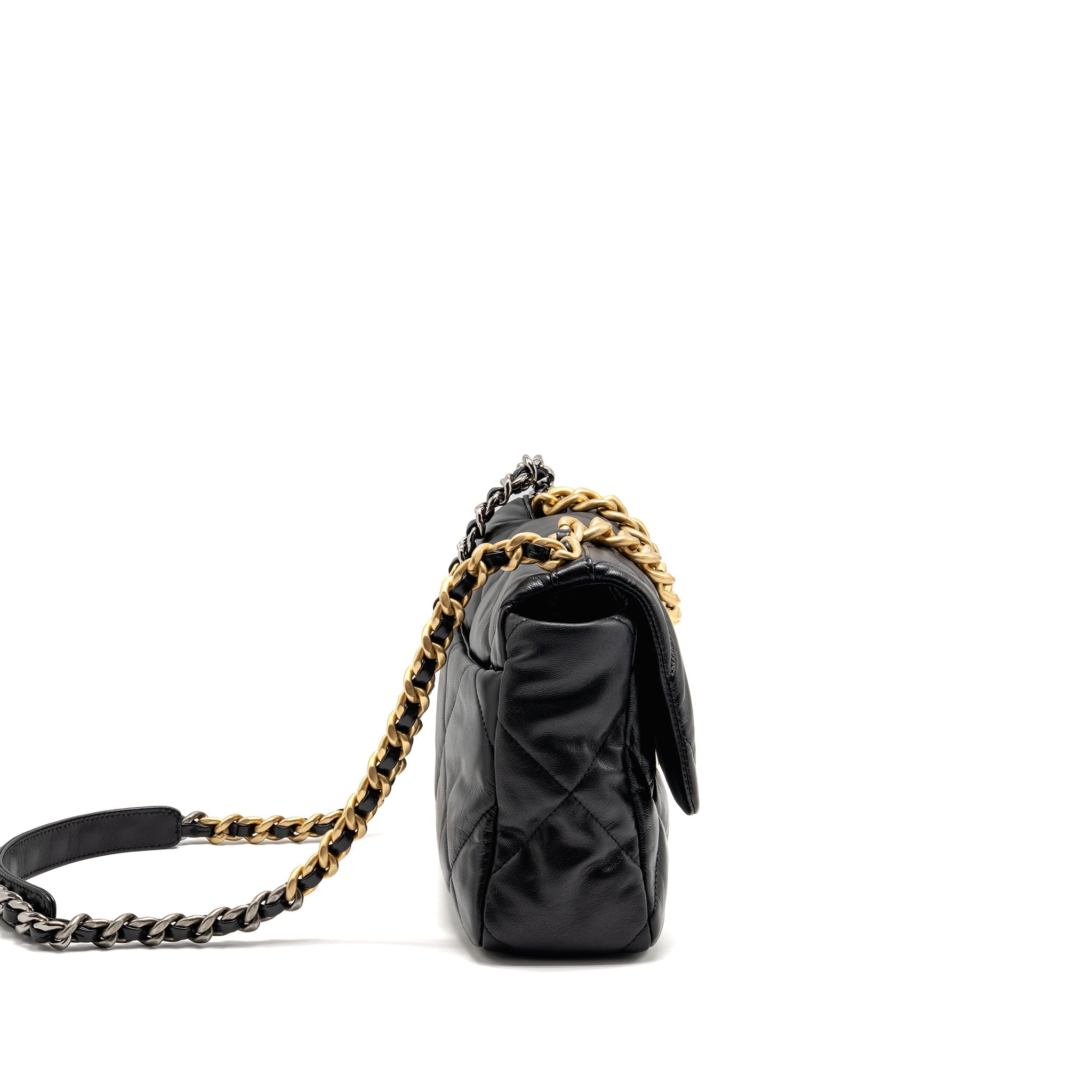 CHANEL LARGE 19 BAG GOATSKIN BLACK GHW