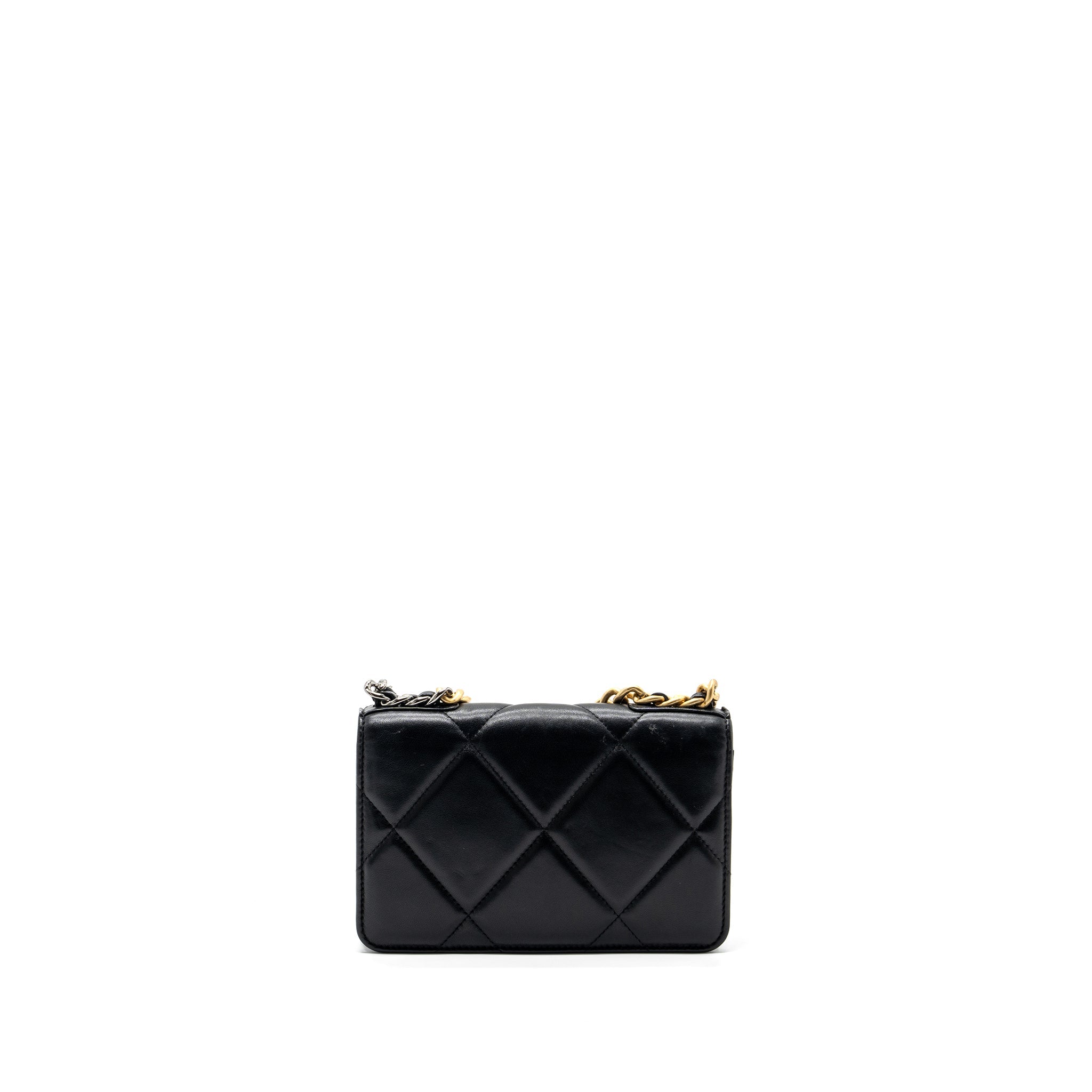 CHANEL 19 WALLET ON CHAIN LAMBSKIN BLACK MULTICOLOR HARDWARE (MICROCHIP)