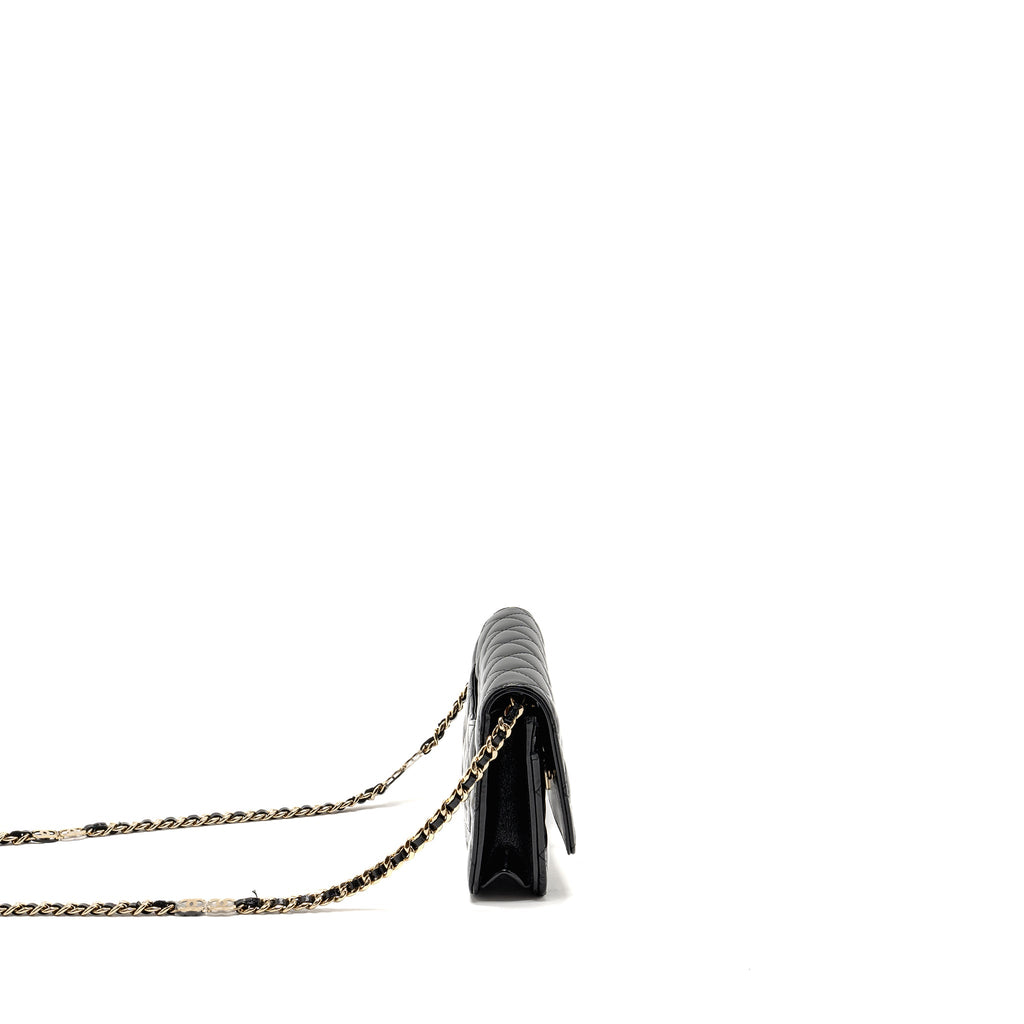 CHANEL WALLET ON CC DETAILED CHAIN SHINY LAMBSKIN BLACK GHW (MICROCHIP)