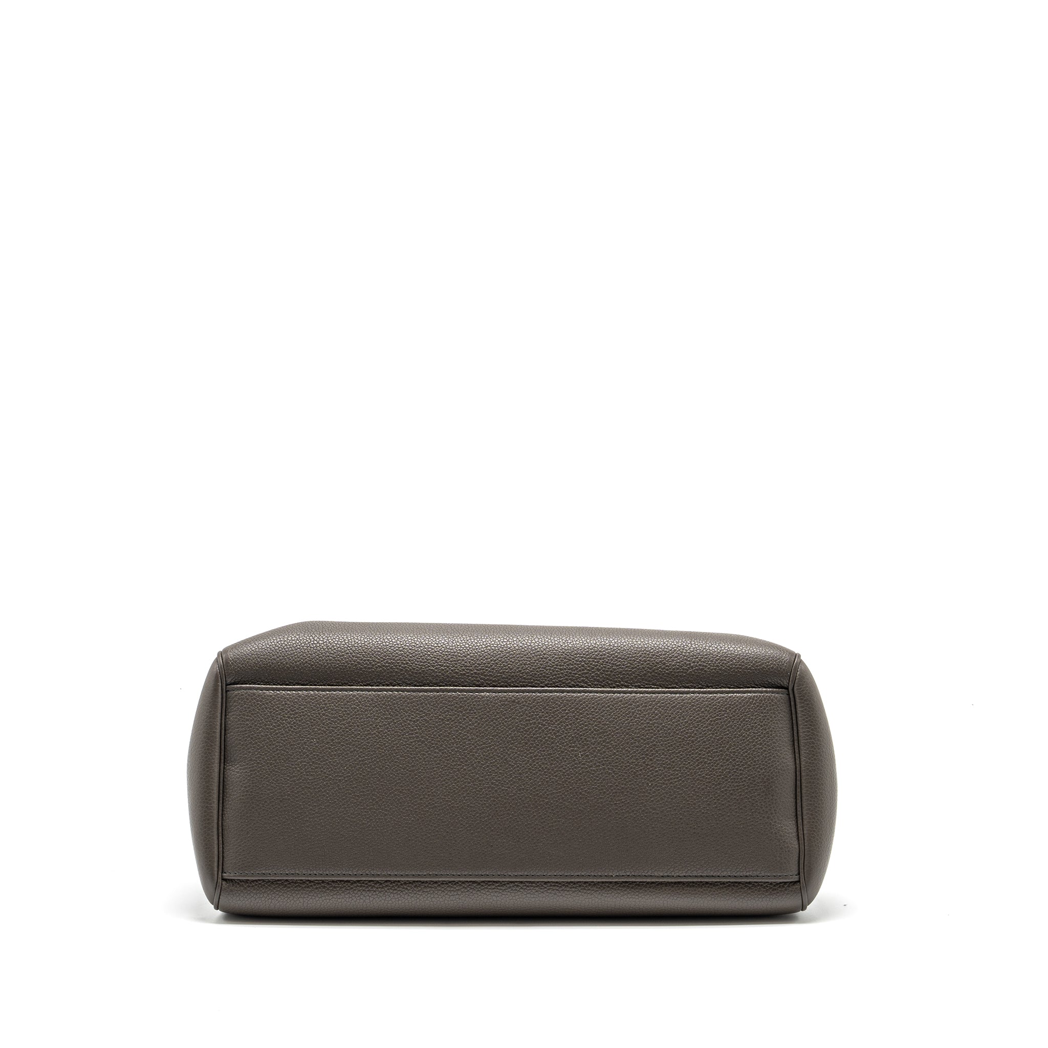 CELINE MEDIUM SOFT 16 BAG GRAINED CALFSKIN GREY GHW