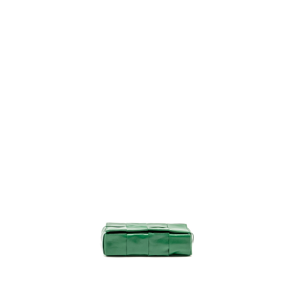 BOTTEGA VENETA CASSETTE BELT BAG CALFSKIN GREEN SHW