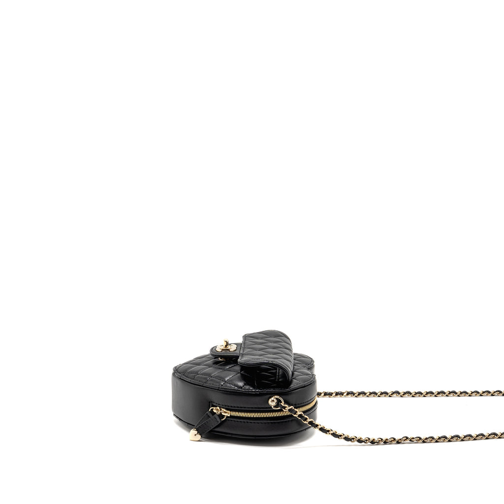 CHANEL 22S HEART BAG LAMBSKIN BLACK LGHW (MICROCHIP)