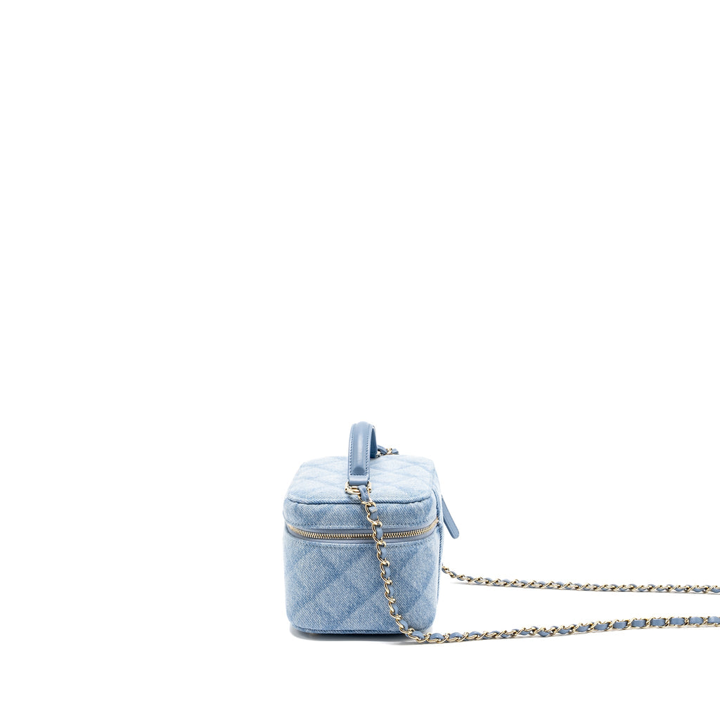 CHANEL VANITY CASE WITH CHAIN DENIM BLUE LGHW (MICROCHIP)