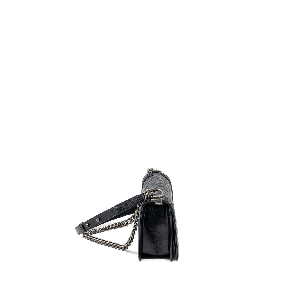CHANEL MEDIUM BOY BAG CAVIAR BLACK RUTHENIUM SHW