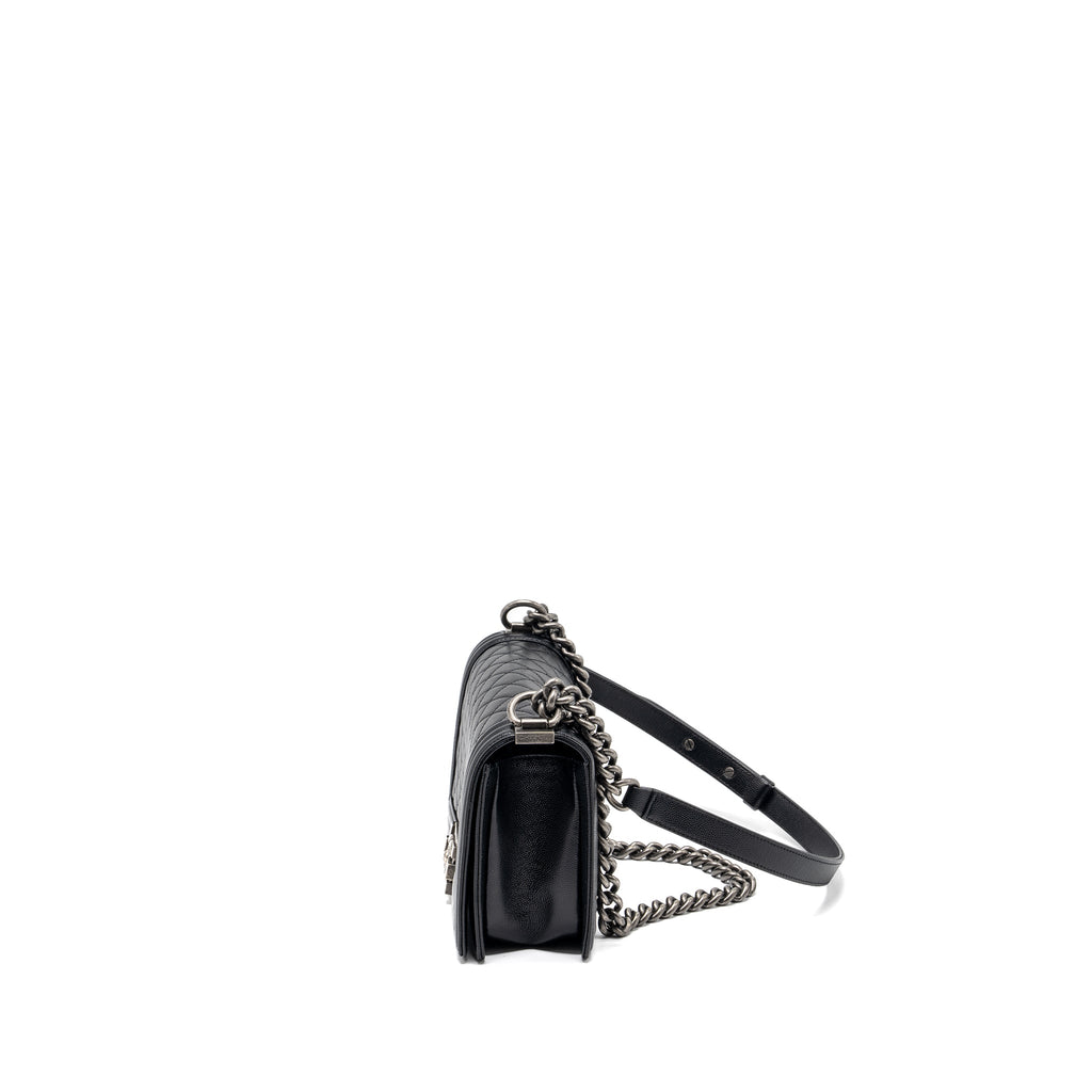 CHANEL MEDIUM BOY BAG CAVIAR BLACK RUTHENIUM SHW