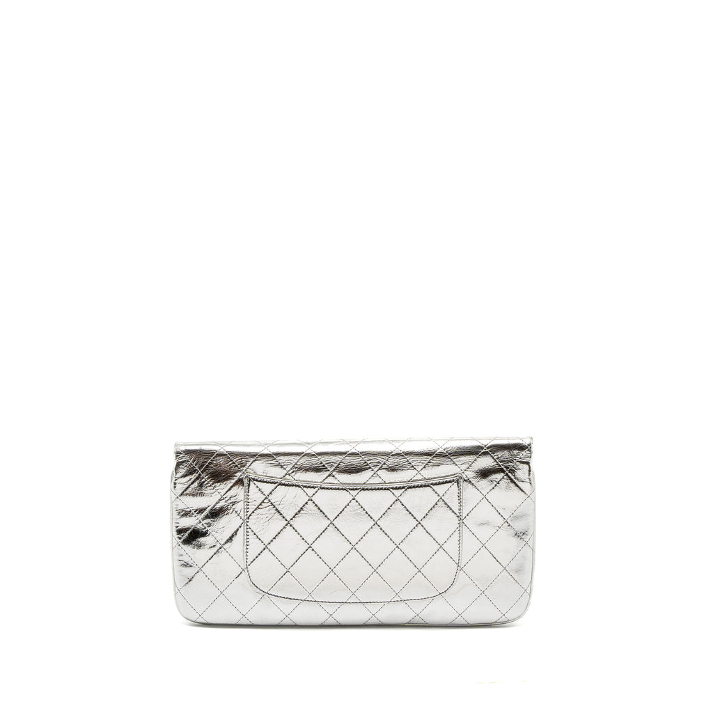 CHANEL 31 CLUTCH BAG GOATSKIN METALLIC SILVER SHW