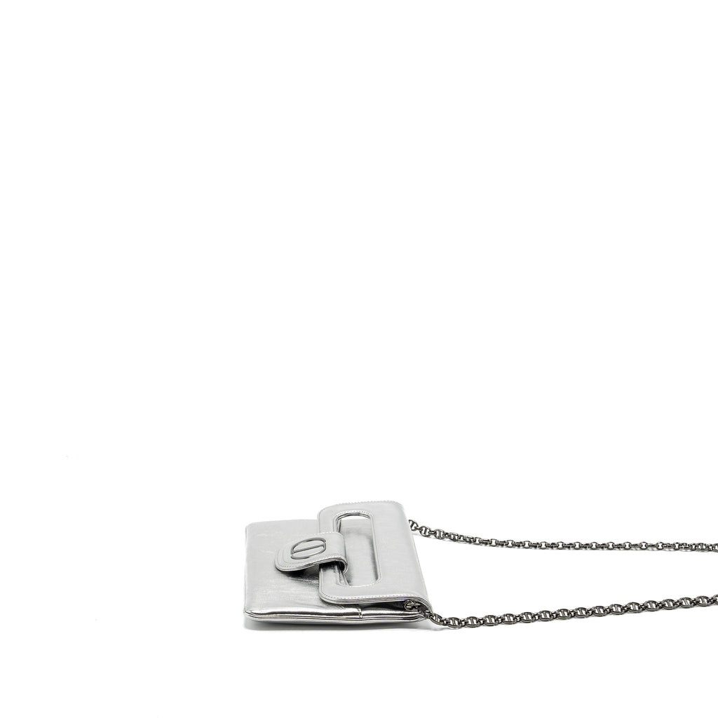DIOR DIORDOUBLE CLUTCH WITH CHAINS CALFSKIN ARGENT BLACK HARDWARE
