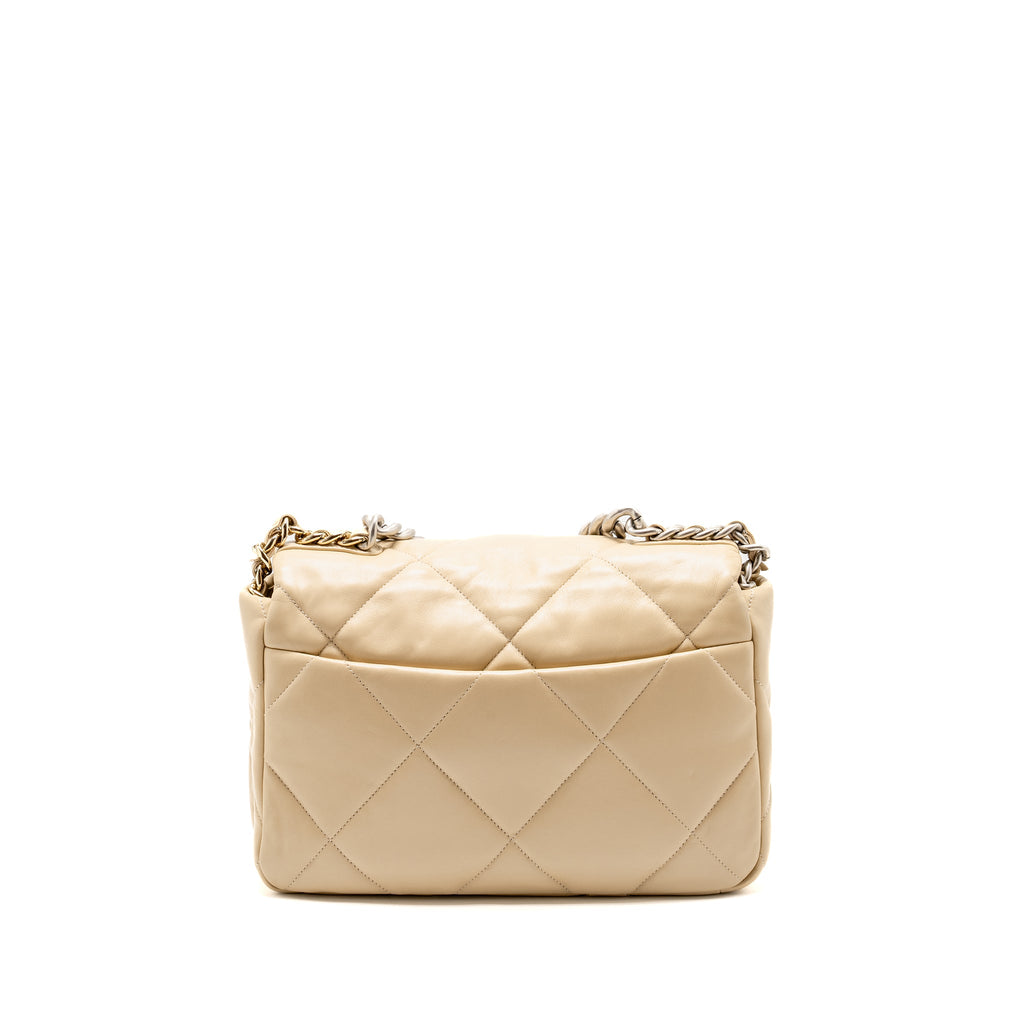 CHANEL LARGE 19 BAG LAMBSKIN LIGHT BEIGE MULTICOLOUR HARDWARE (MICROCHIP)