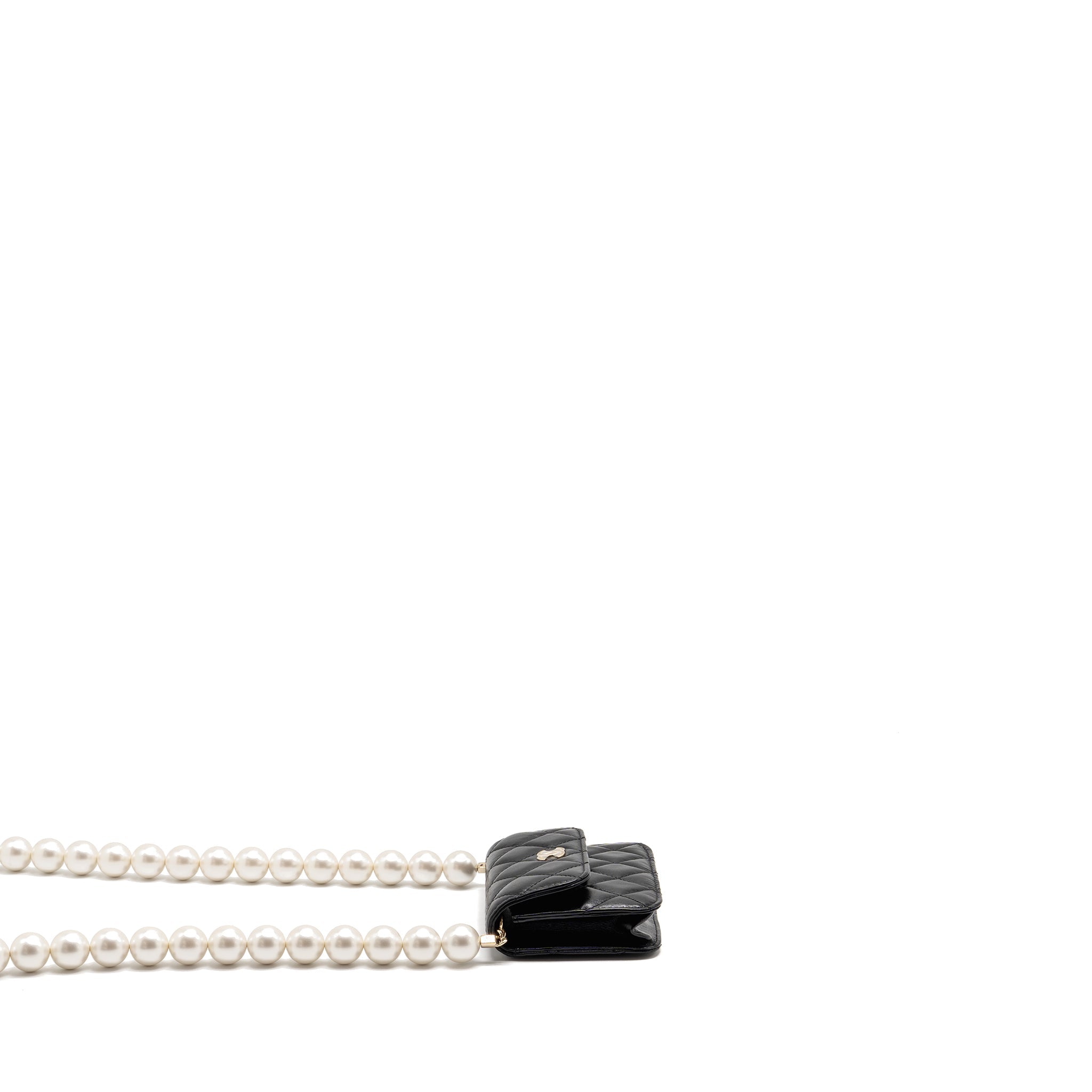 CHANEL MAXI PEARL CLUTCH WITH CHAIN LAMBSKIN BLACK LGHW